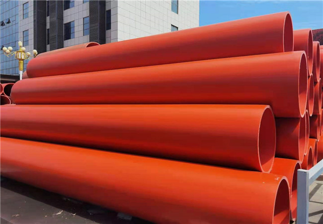 金甬鐵路鮑村隧道轉(zhuǎn)正洞施工，輕型塑料逃生管道(圖1)